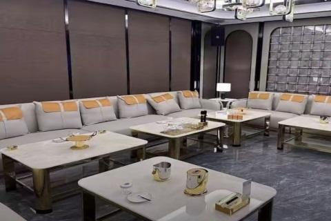 贵阳星悦荟KTV招聘女营销/服务员,新人奖励丰厚红包等你来拿