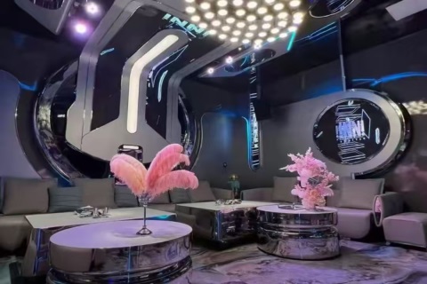 南昌首席KTV招聘演员,住宿有房补,加入团队助力职业迈向更高处